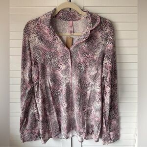 NWT Skims Women's animal print Pajama Set  
So soft and comfy